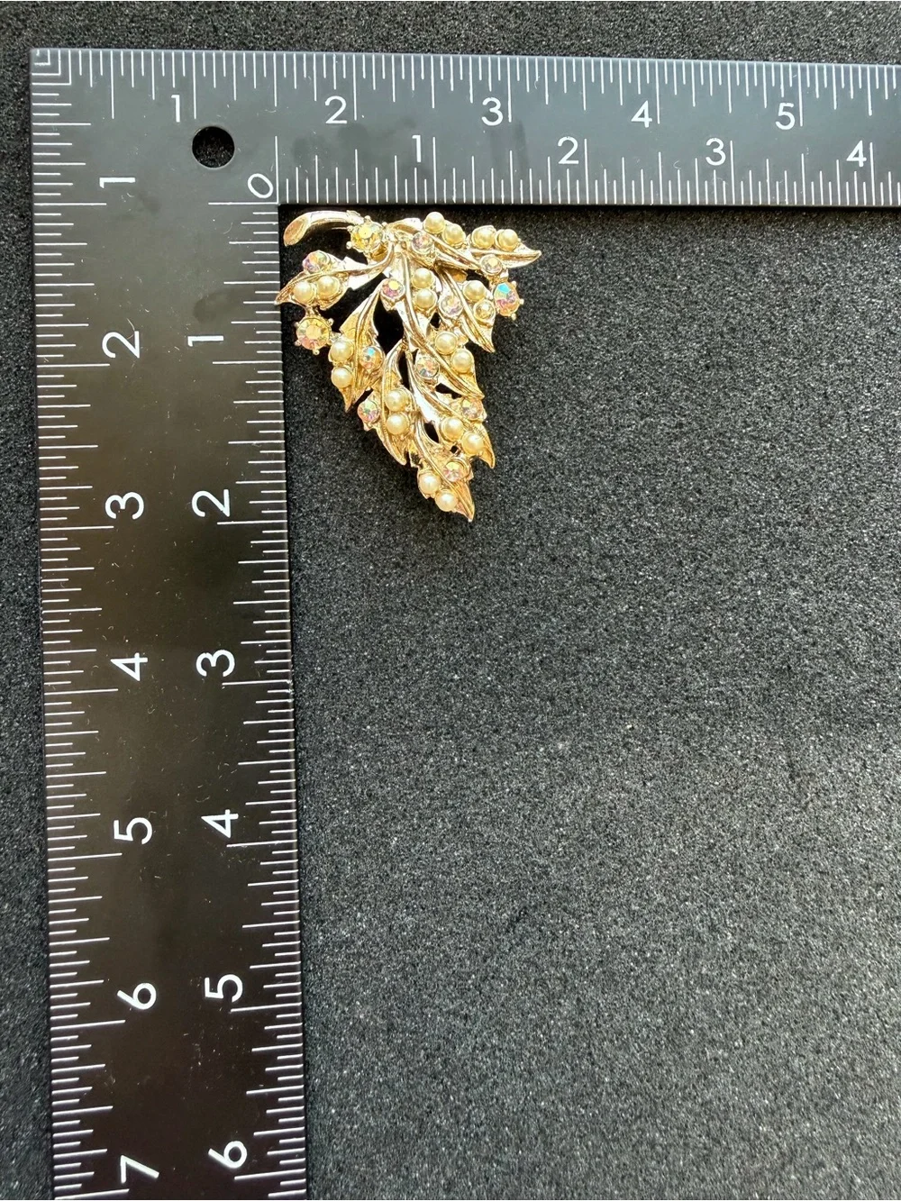 Vintage Aurora Borealis Rhinestone And Faux Pearl Leaf Design Brooch